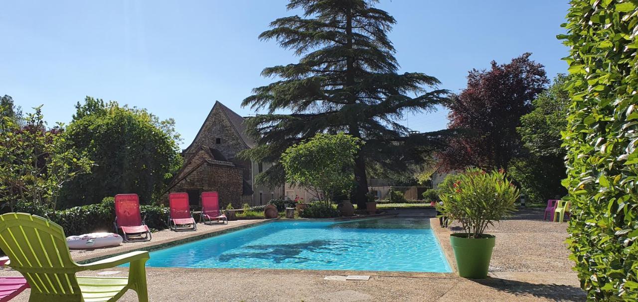 Auberge Du Relais D Auniac Hotel Bar Restaurant Piscine Anglars-Nozac Exteriér fotografie